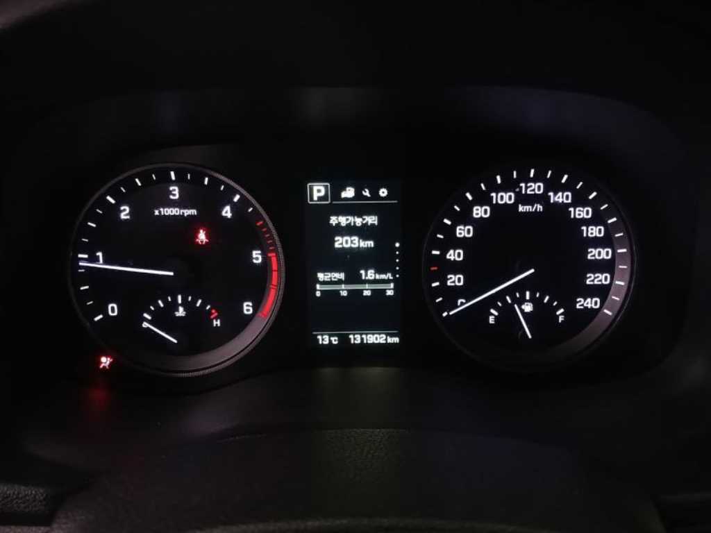 HYUNDAI Tucson - Vista 9