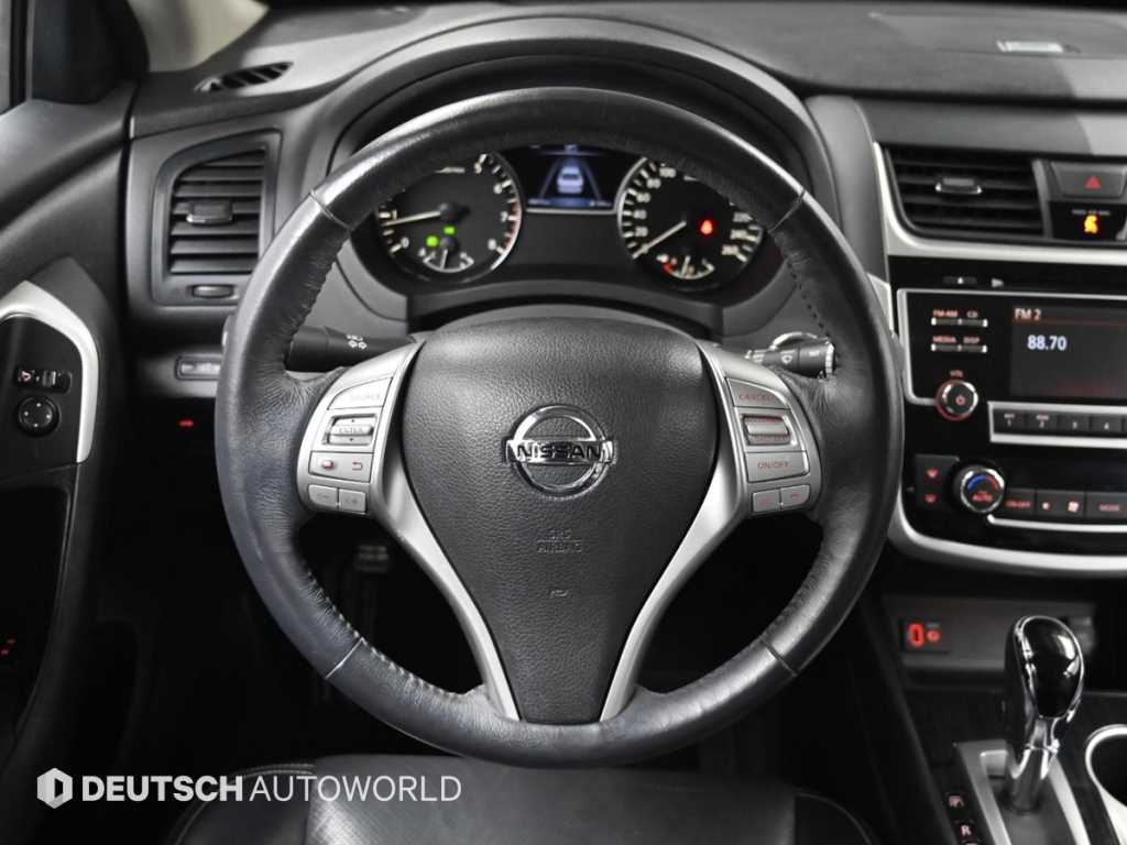 Nissan Altima 2018 Negro - Importación desde Corea - HF Imports Iquique - Foto 13