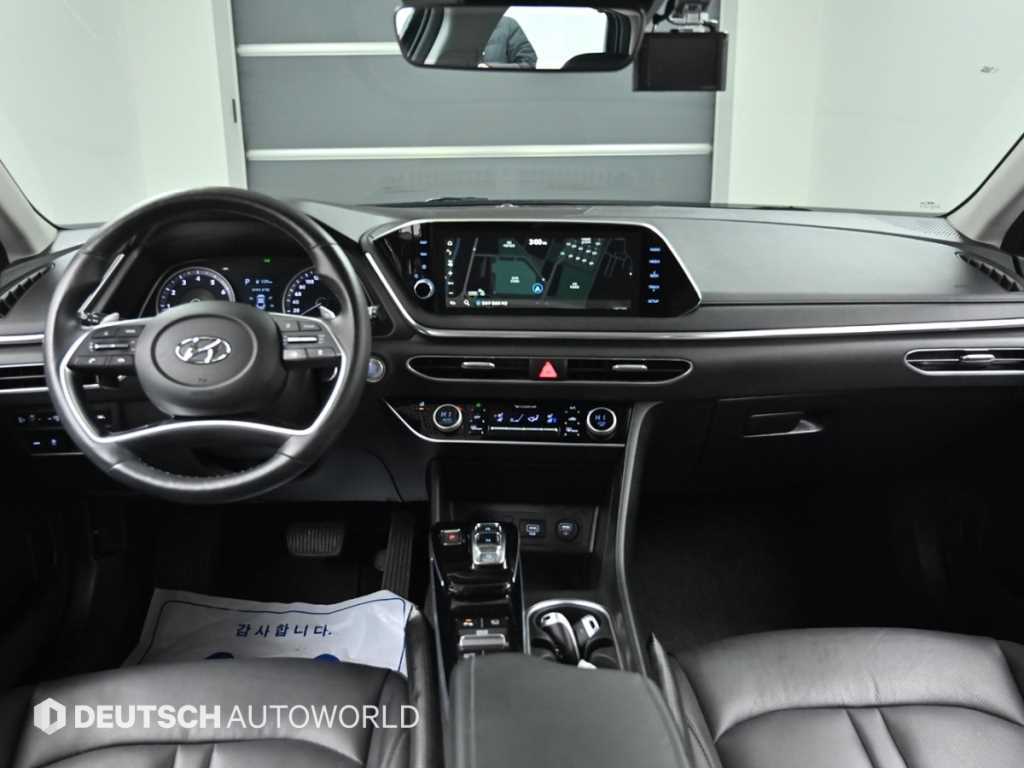 HYUNDAI Sonata - Vista 7