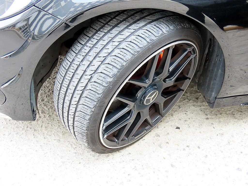 Mercedes Benz C Class 2017 Negro - Importación desde Corea - HF Imports Iquique - Foto 20