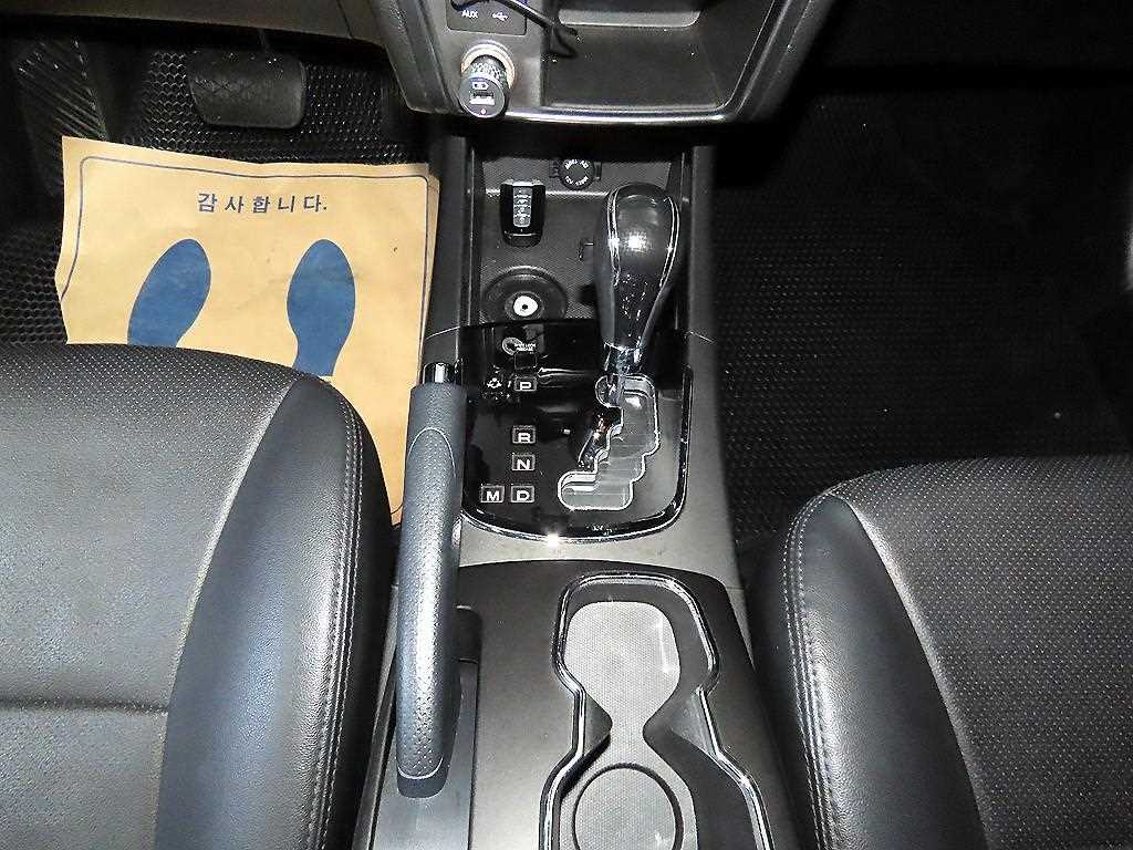 Ssangyong Korando - Vista 12