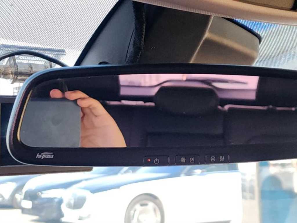 SAMSUNG QM6 - Vista 12