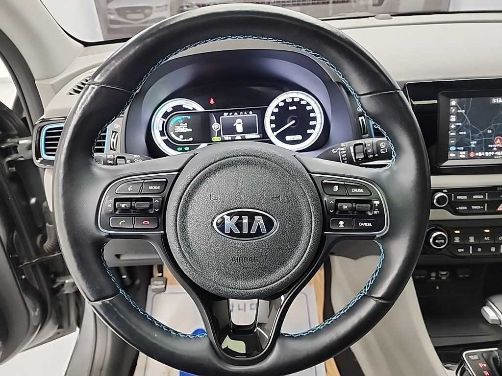 KIA Niro - Vista 9
