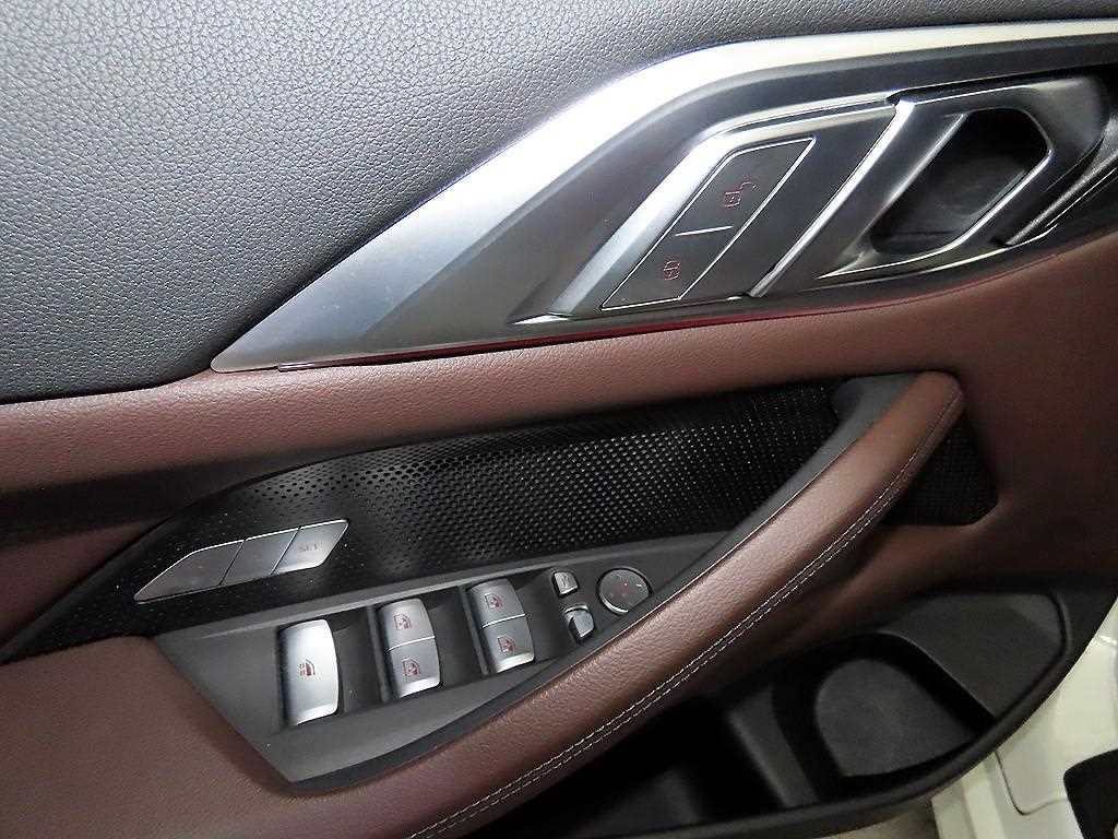 BMW 4 Series 2022 Blanco - Importación desde Corea - HF Imports Iquique - Foto 15