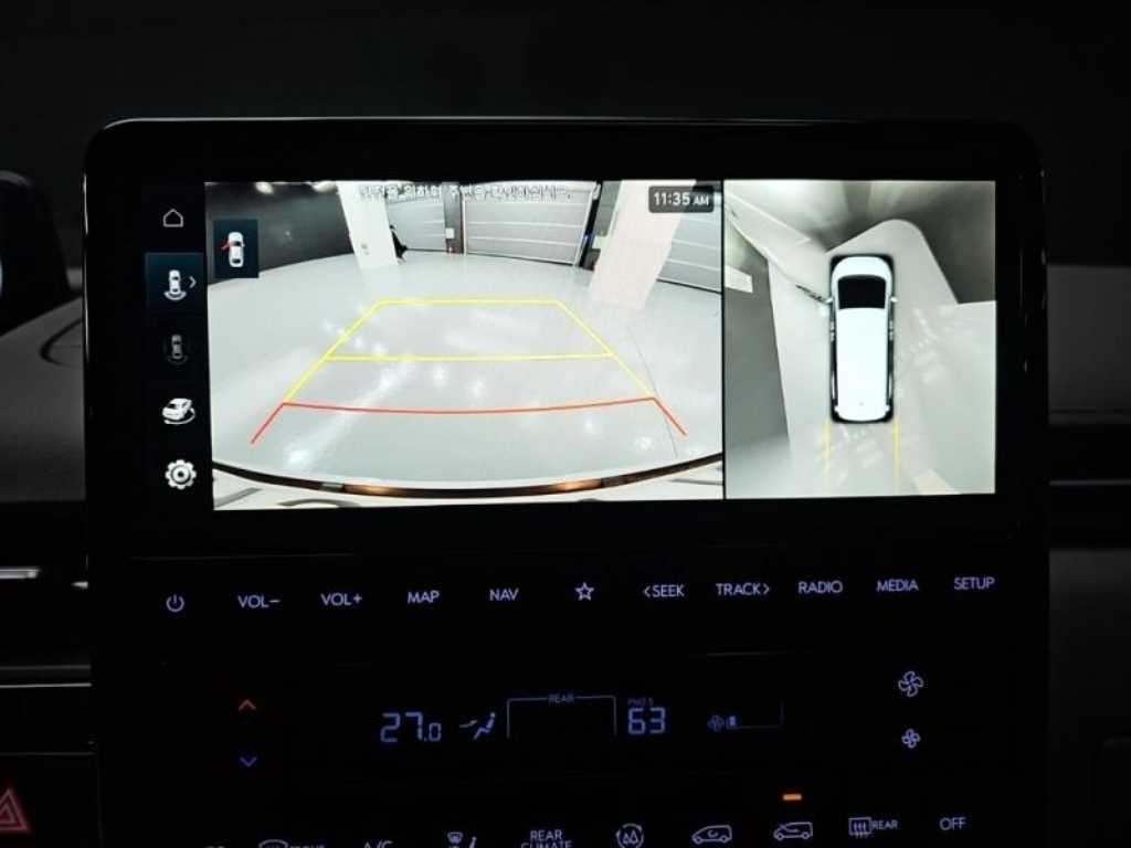 HYUNDAI Staria - Vista 10