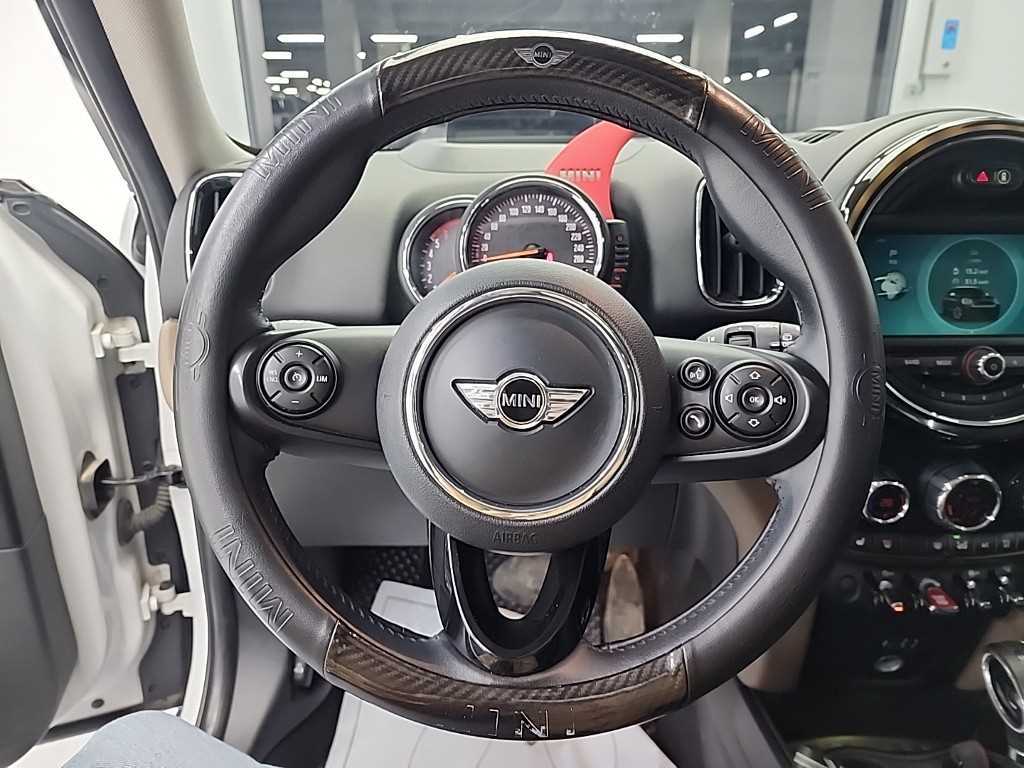 Mini Countryman - Vista 9