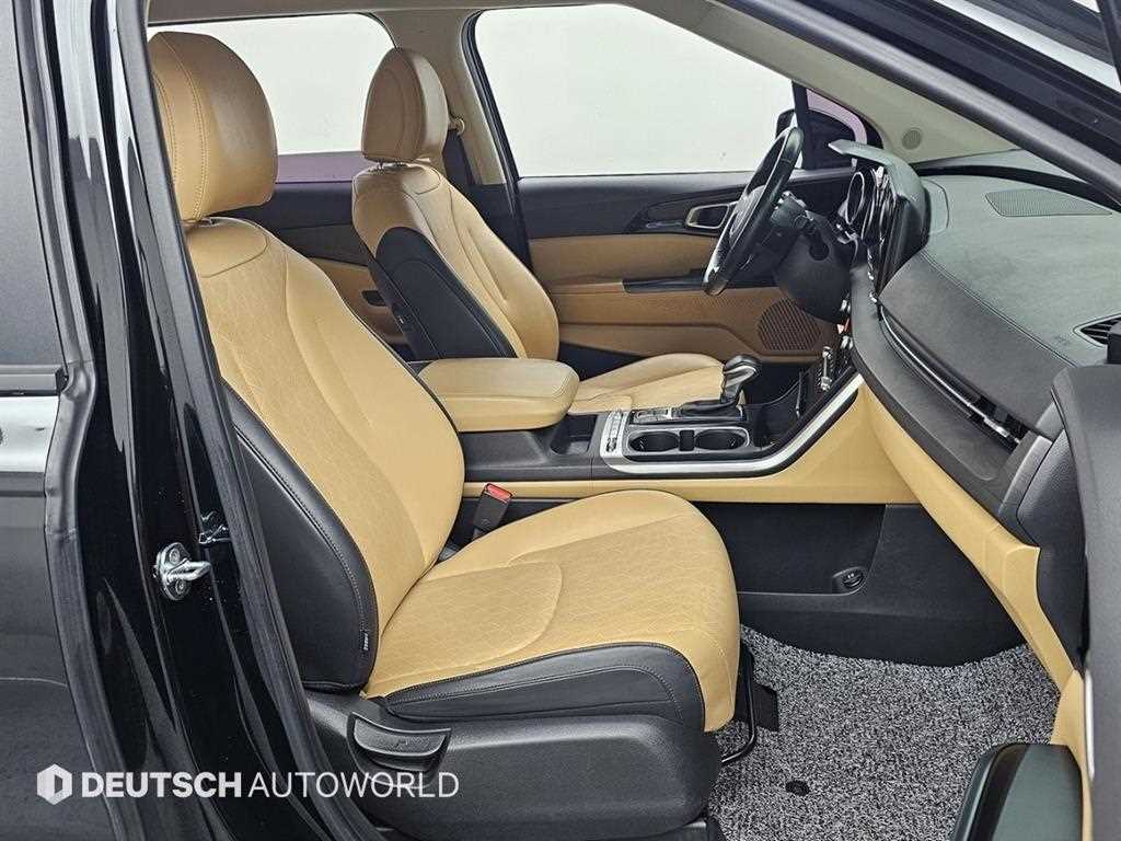 KIA Carnival - Vista 10