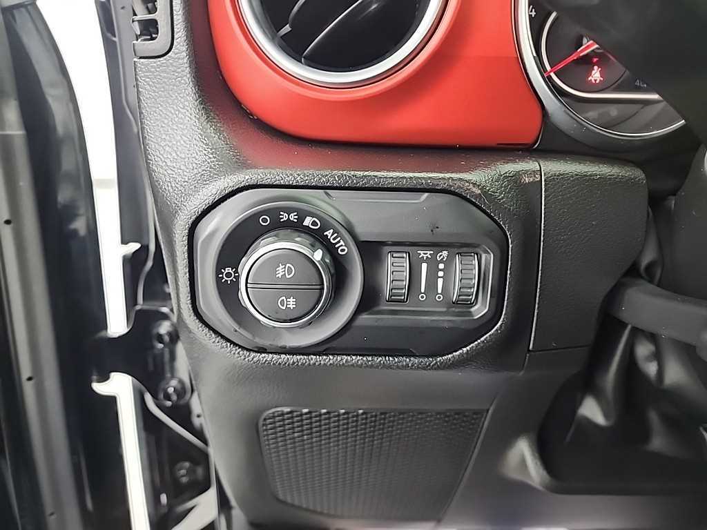 Jeep Wrangler 2022 Negro - Importación desde Corea - HF Imports Iquique - Foto 17