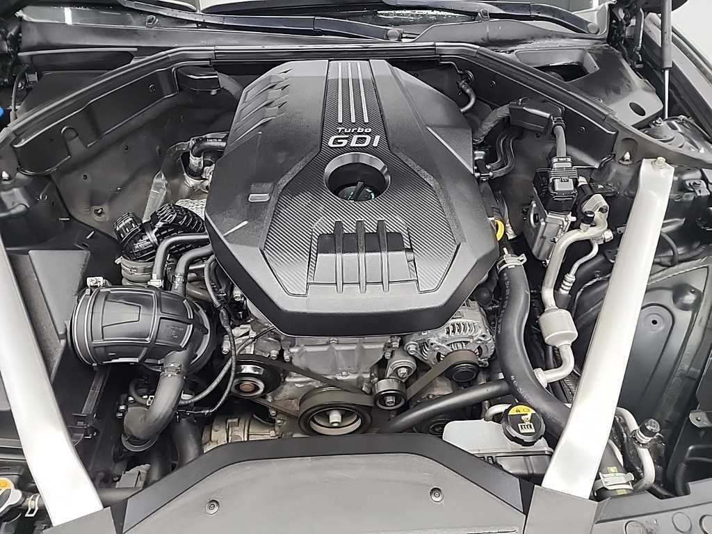 Genesis G70 - Vista 5