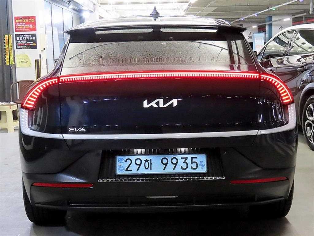 KIA EV6 - Vista 5