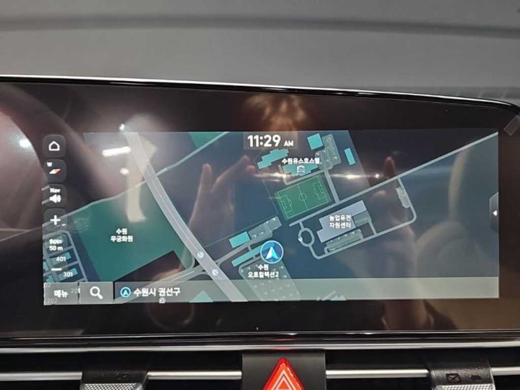 HYUNDAI Avante - Vista 11