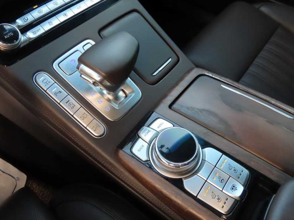 Genesis G90 2019 Negro - Importación desde Corea - HF Imports Iquique - Foto 15