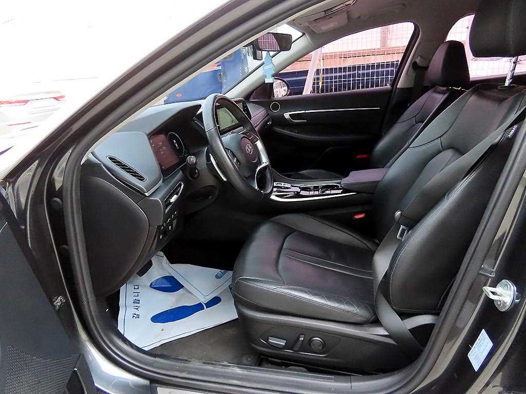 HYUNDAI Sonata - Vista 5