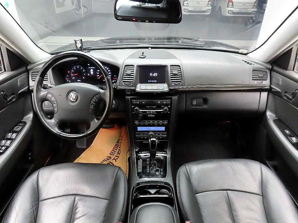 KIA Opirus - Vista 8