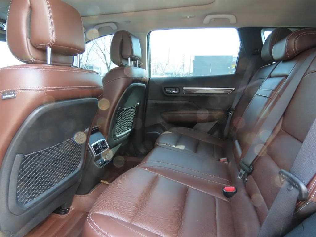 SAMSUNG QM6 - Vista 6