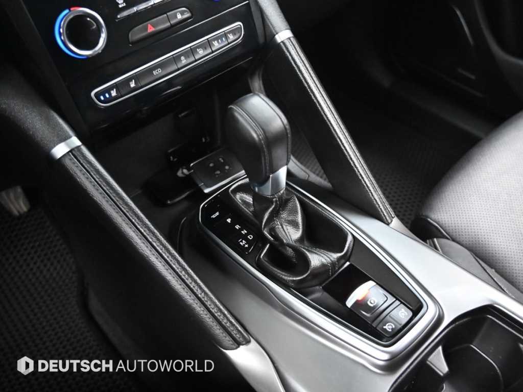 SAMSUNG QM6 - Vista 9