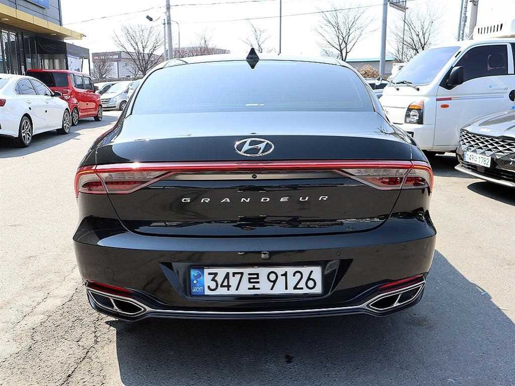 HYUNDAI Grandeur - Vista 4