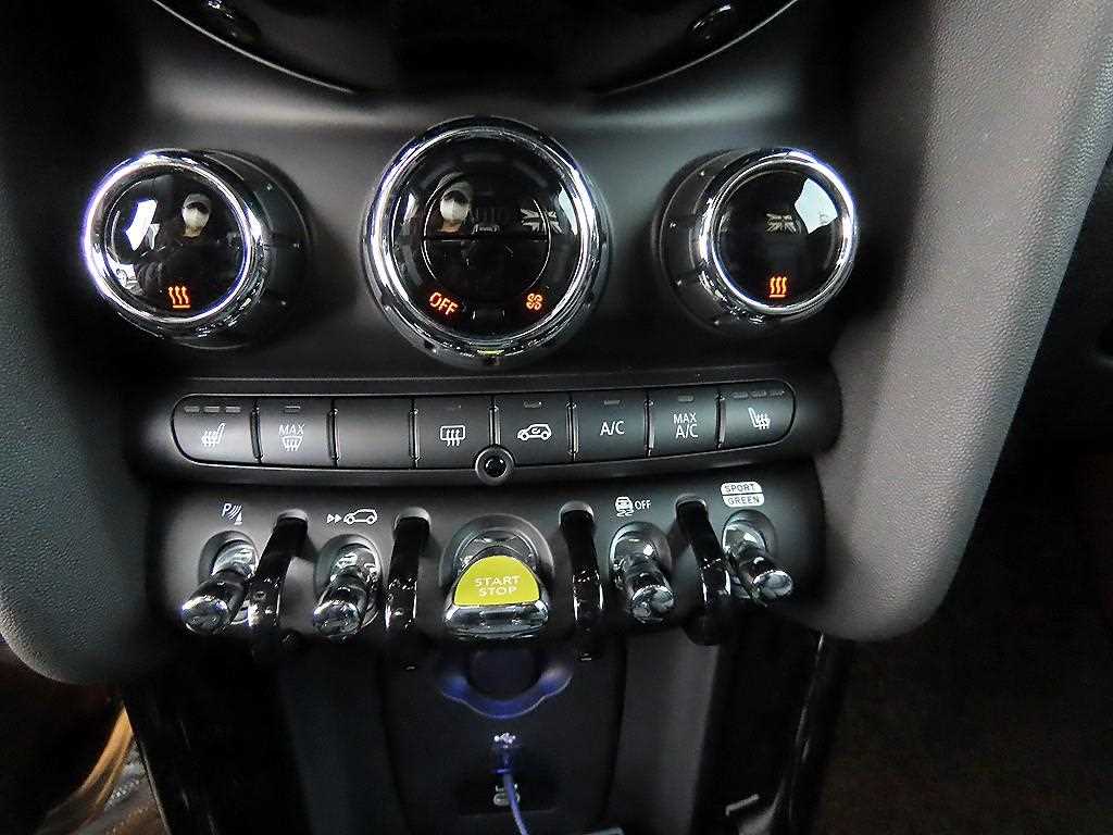 Mini Cooper Electric 2024 Gris - Importación desde Corea - HF Imports Iquique - Foto 13