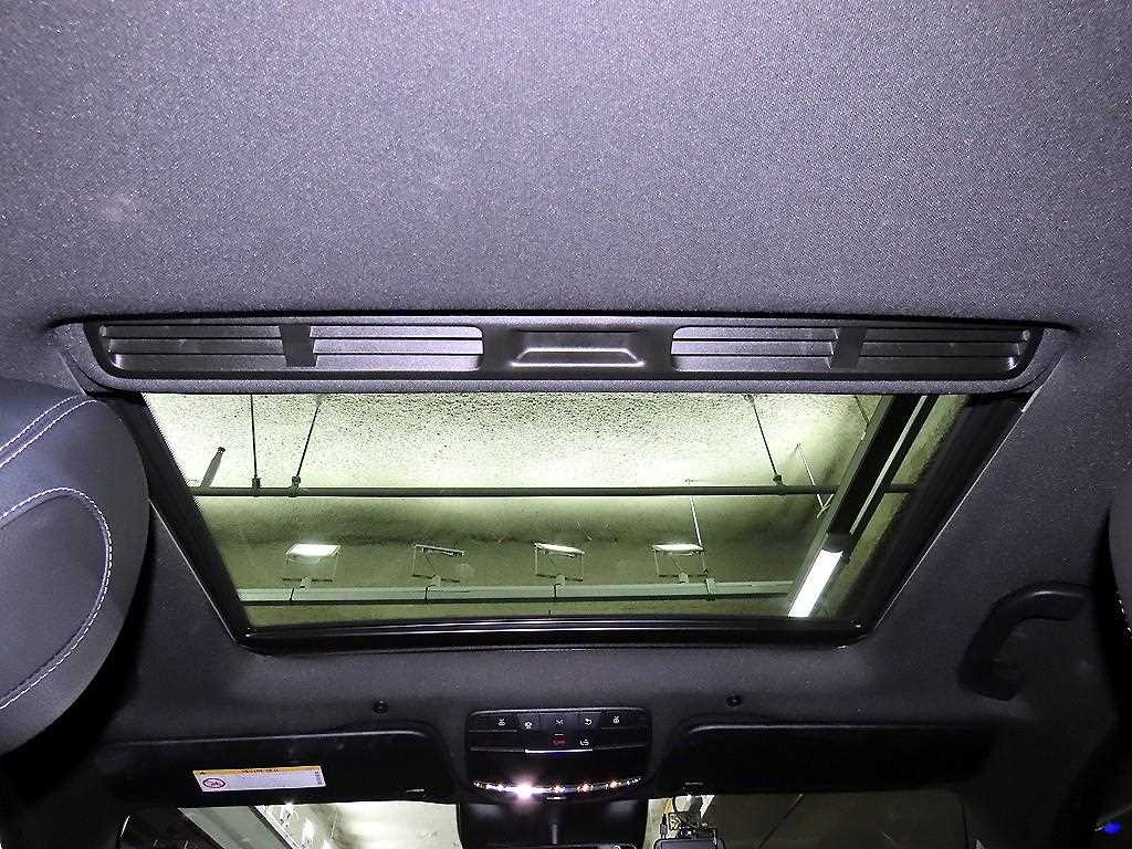 Mercedes Benz GLC Class 2020 Gris - Importación desde Corea - HF Imports Iquique - Foto 14