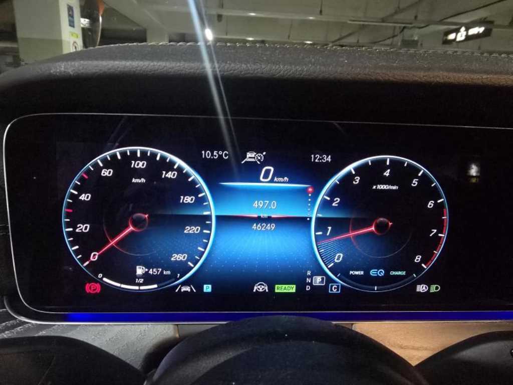 Mercedes Benz E class - Vista 10