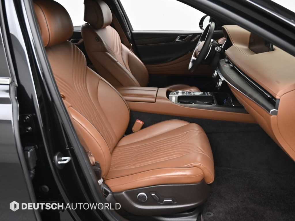 Genesis G80 - Vista 10