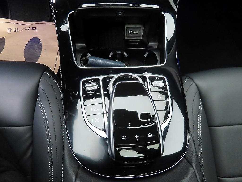 Mercedes Benz E class 2020 Plateado - Importación desde Corea - HF Imports Iquique - Foto 14