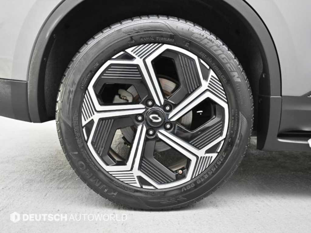 SAMSUNG QM6 - Vista 5