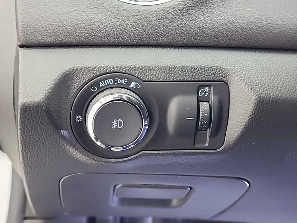 Chevrolet Cruise 2012 Blanco - Importación desde Corea - HF Imports Iquique - Foto 17