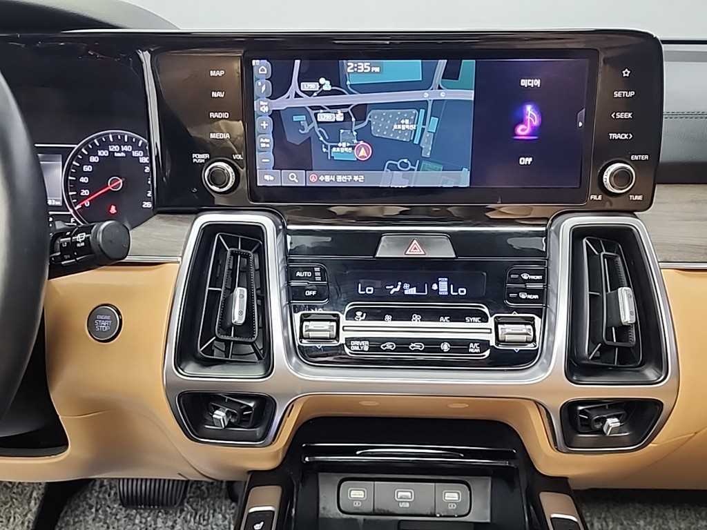 KIA Sorento - Vista 10