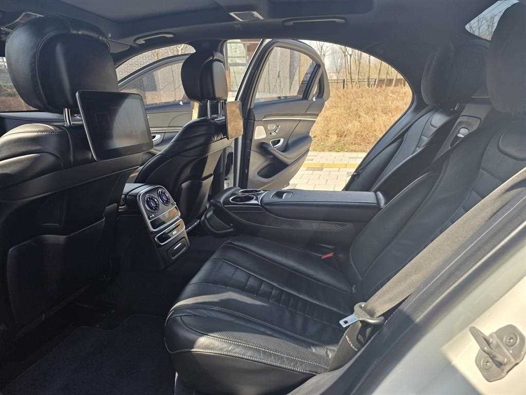 Mercedes Benz S Class - Vista 8