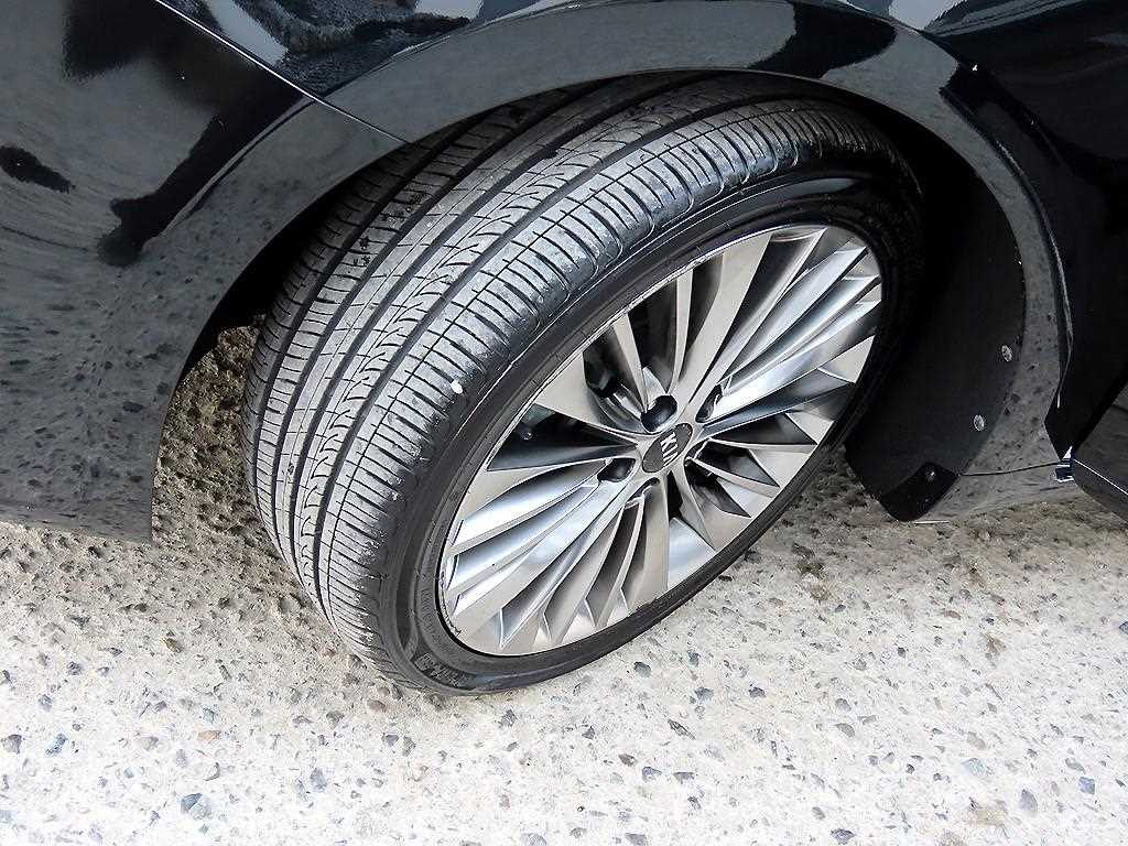 KIA K7 2016 Negro - Importación desde Corea - HF Imports Iquique - Foto 19