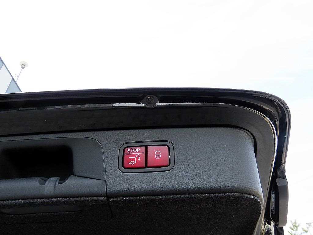 Mercedes Benz GLC Class 2021 Negro - Importación desde Corea - HF Imports Iquique - Foto 16