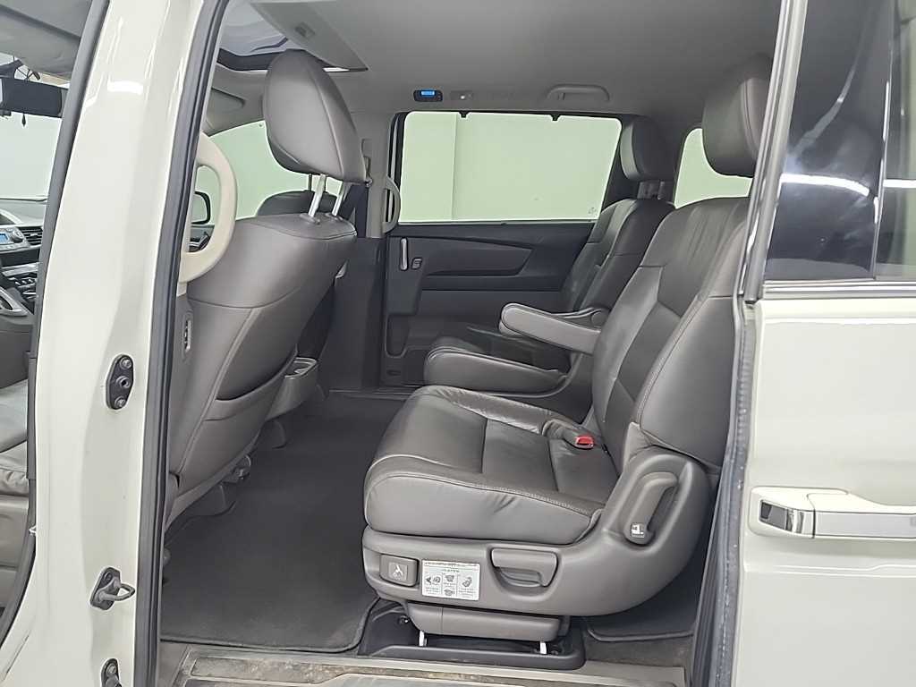 Honda Odyssey - Vista 12