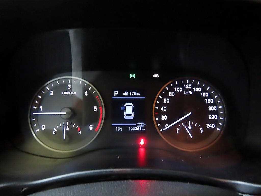 HYUNDAI Tucson - Vista 9