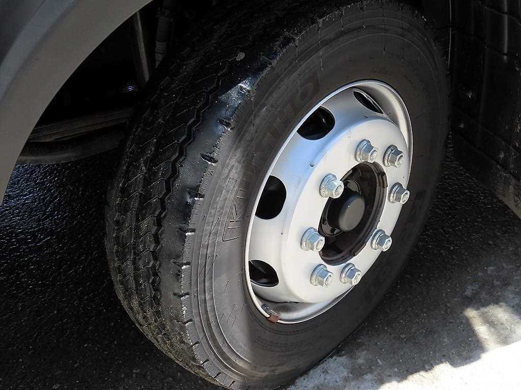 medium and large cargo Cargo 2024 Blanco - Importación desde Corea - HF Imports Iquique - Foto 18