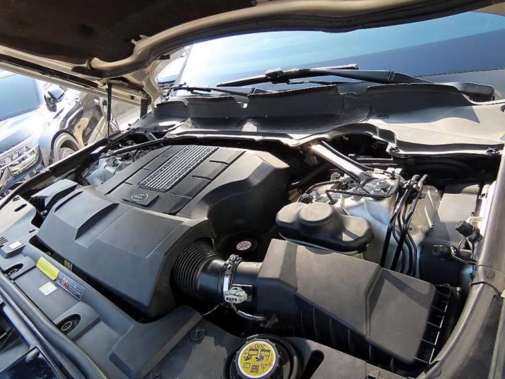 Land Rover Range Rover 2021 Gris - Importación desde Corea - HF Imports Iquique - Foto 19