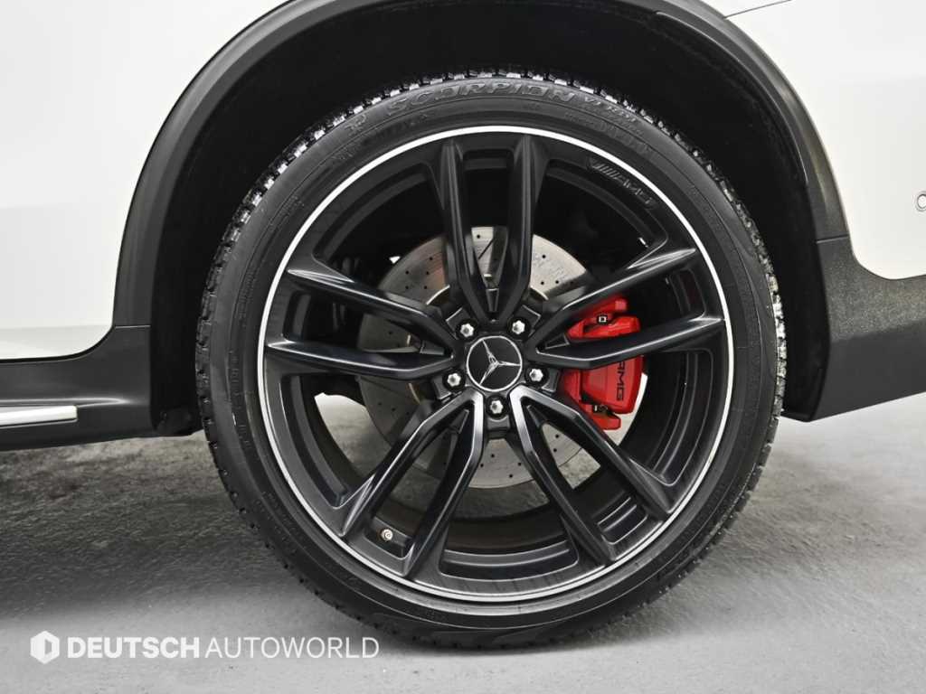 Mercedes Benz GLC Class - Vista 5