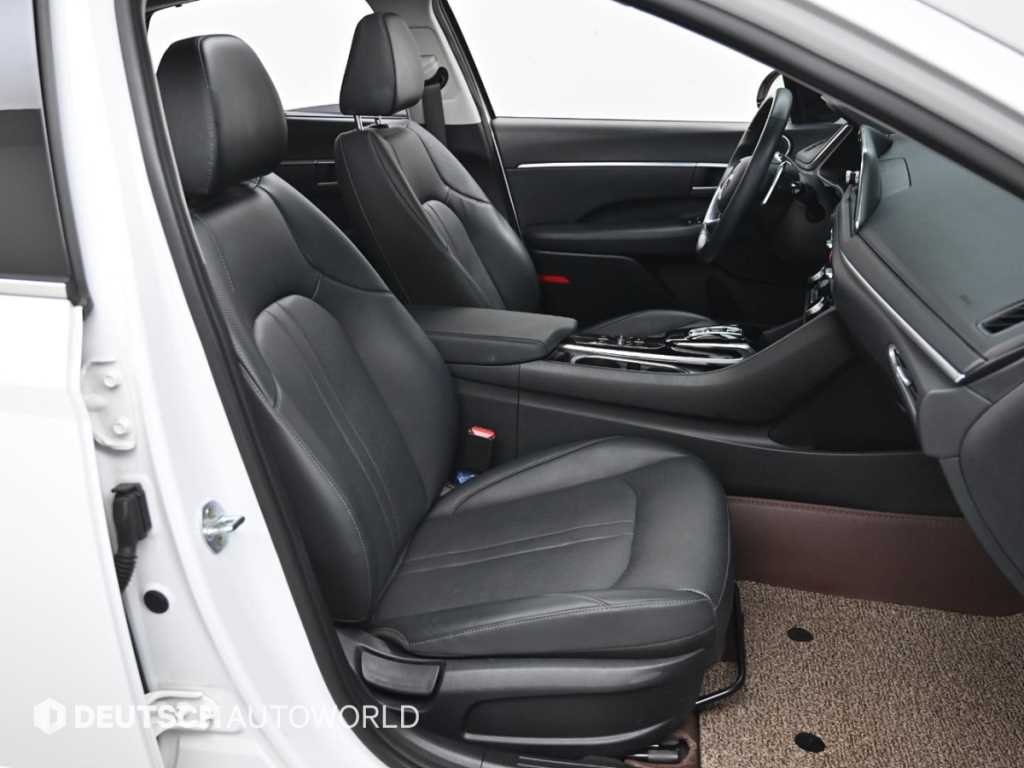 HYUNDAI Sonata - Vista 10