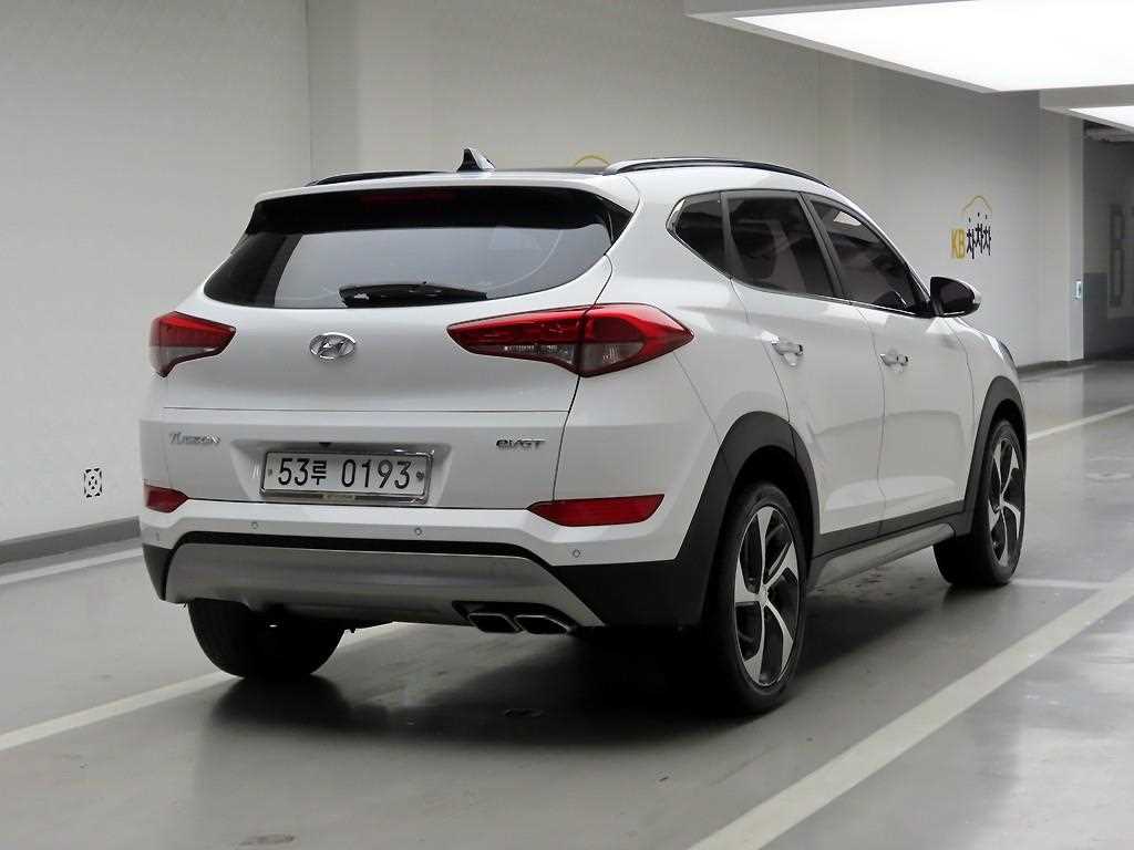HYUNDAI Tucson - Vista 4