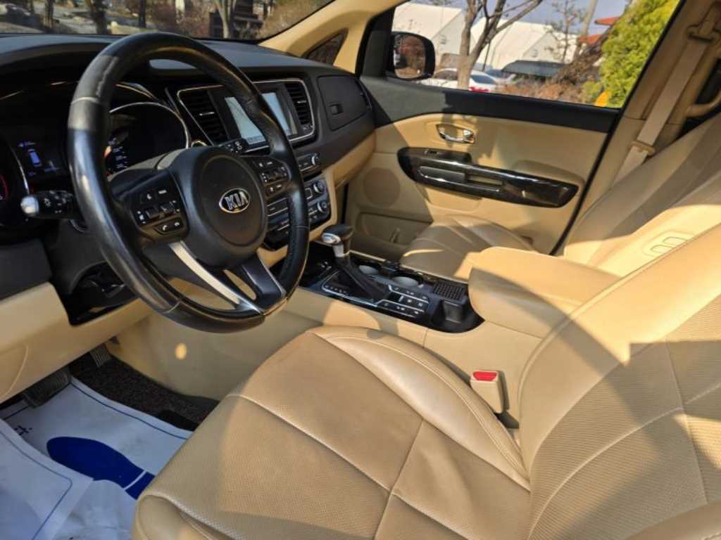 KIA Carnival 2020 Negro - Importación desde Corea - HF Imports Iquique - Foto 13