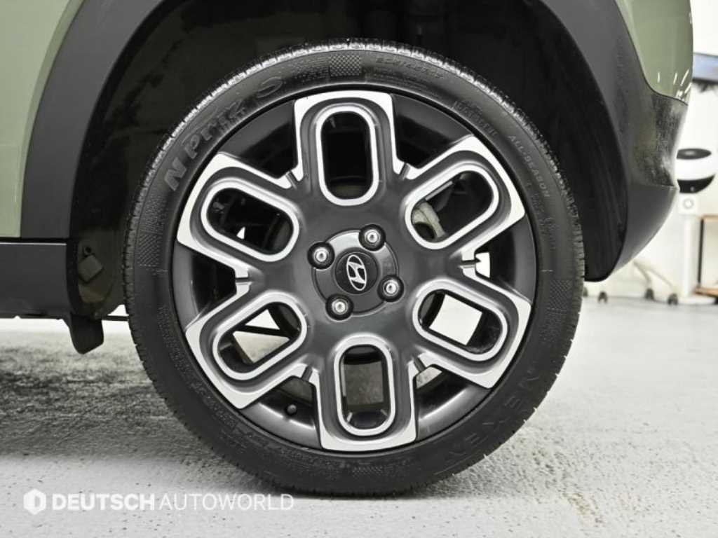 HYUNDAI Casper - Vista 5