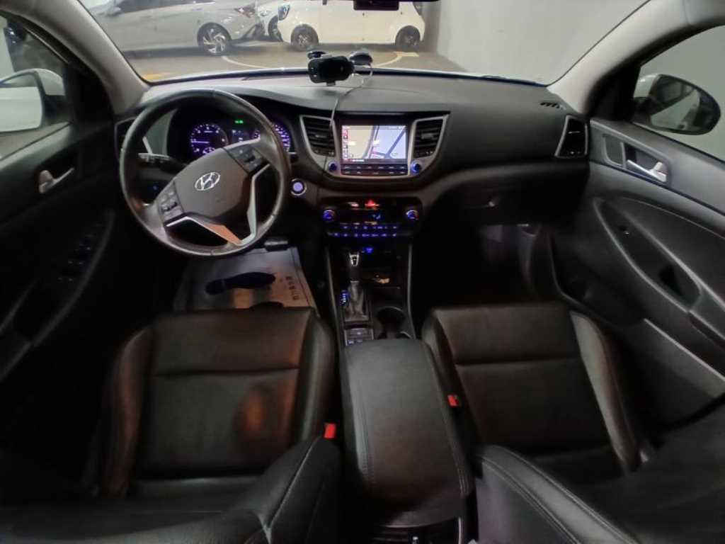 HYUNDAI Tucson - Vista 6
