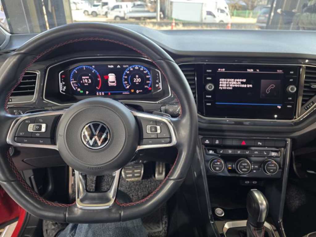 Volkswagen T-Roc - Vista 6
