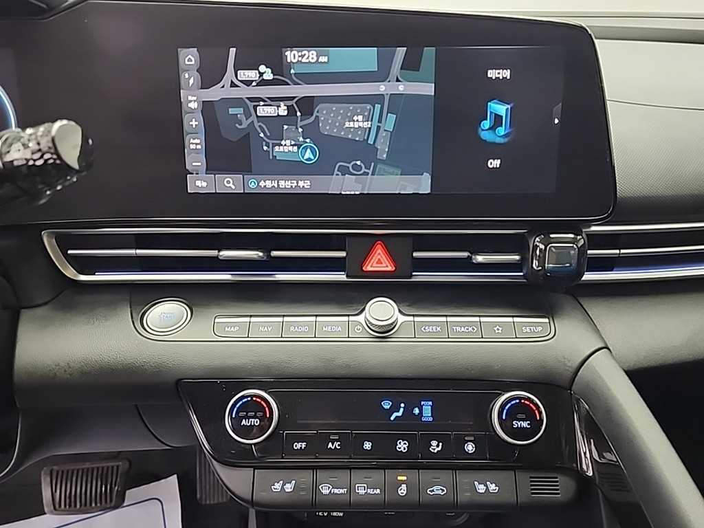 HYUNDAI Avante - Vista 11