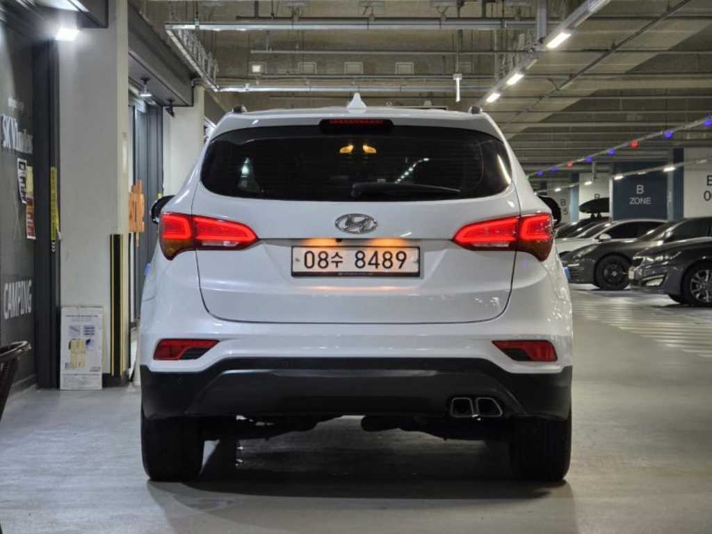 HYUNDAI Santa Fe - Vista 5