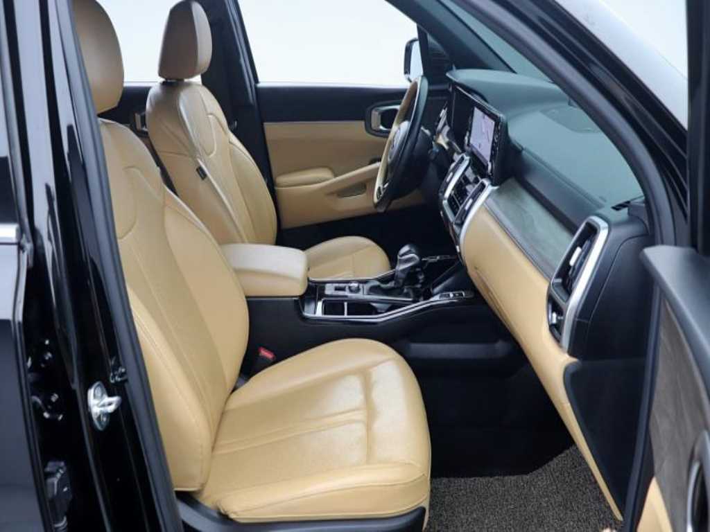 KIA Sorento - Vista 8