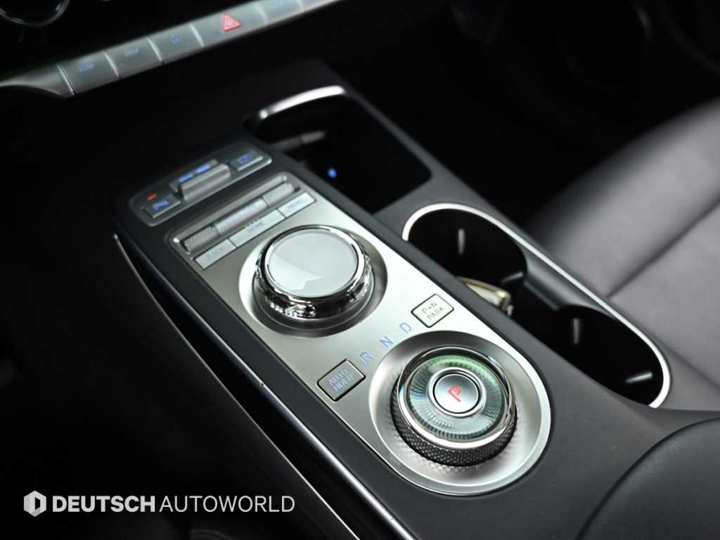 Genesis GV70 - Vista 9