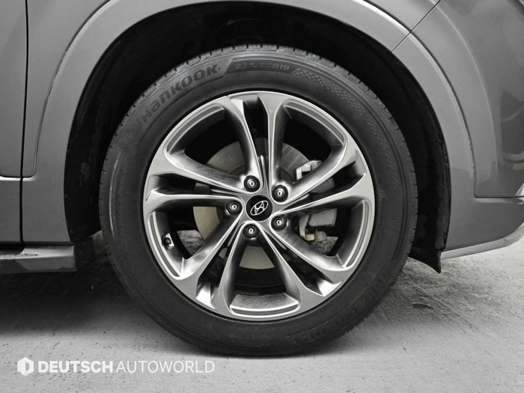 HYUNDAI Santa Fe - Vista 5