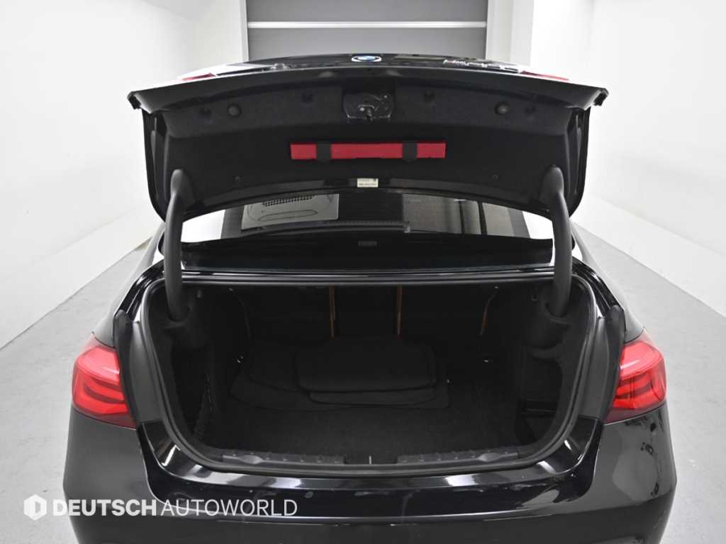 BMW 3 series 2018 Negro - Importación desde Corea - HF Imports Iquique - Foto 19