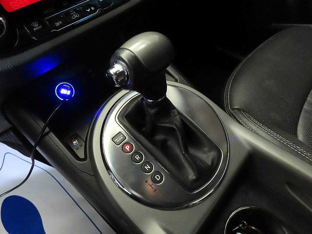 KIA Sportage - Vista 12